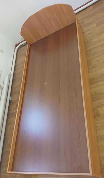 Продам одинарную кровать