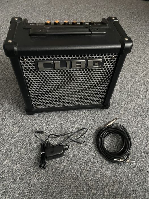 Amplificator Chitara ROLAND CUBE 10GX