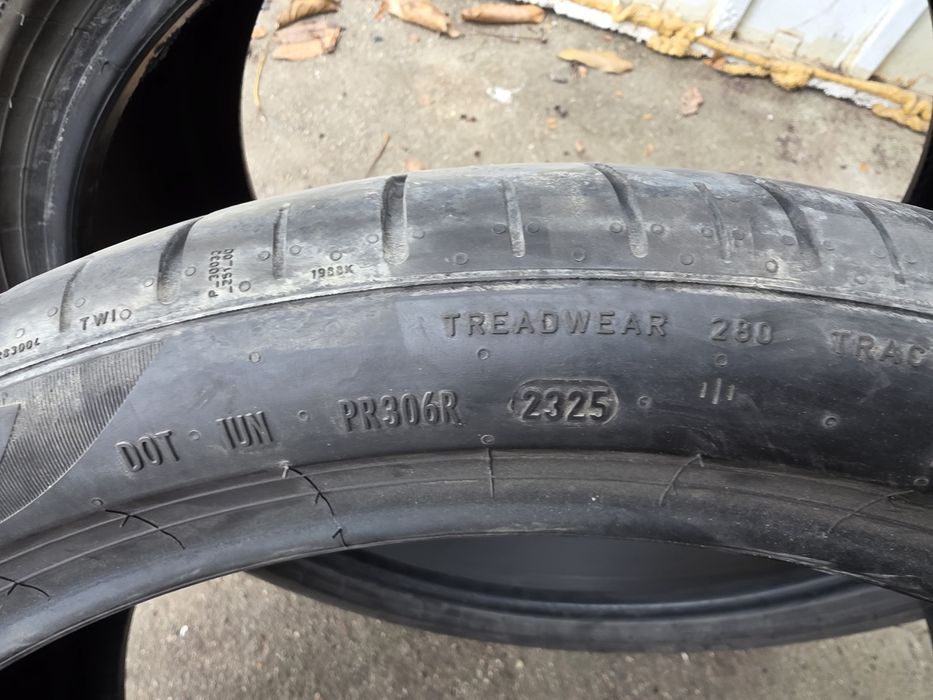 Pirelli  275.35.22 и 315.30.22