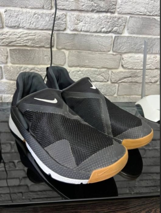 Оригинальные Nike Go FlyEase