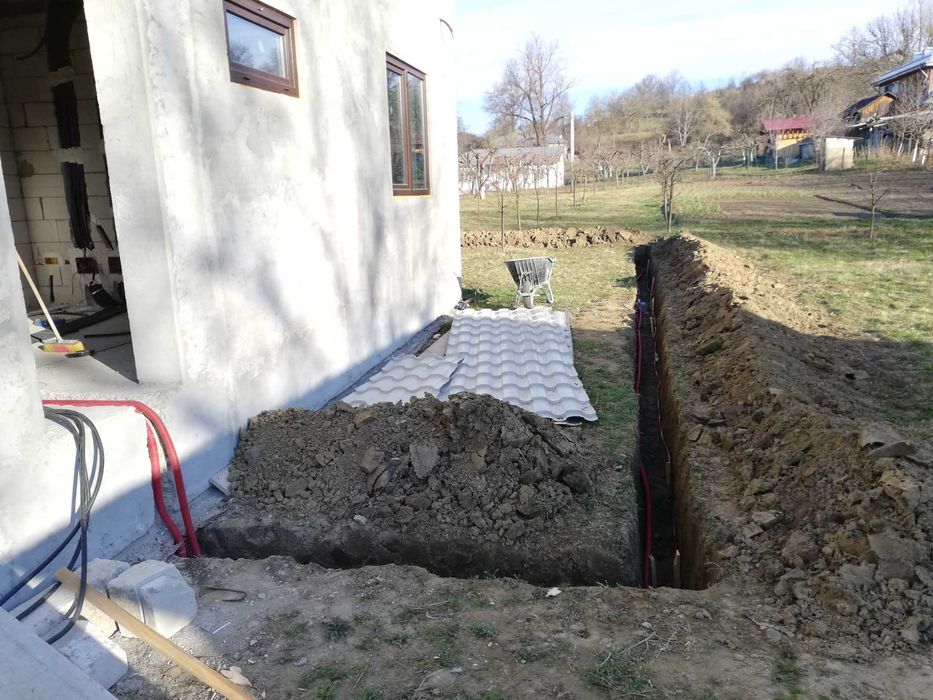 Inchiriez excavator 3.5T si autoutilitara basculabila