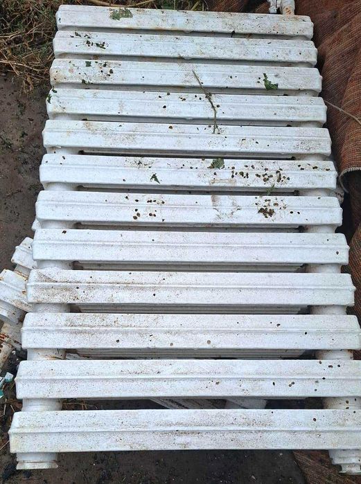 Продам чугунные батареи отопления