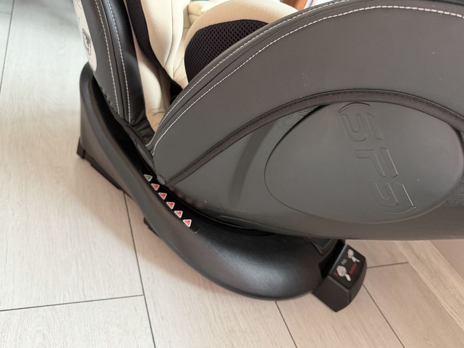 Столче за кола Lorelli с isofix