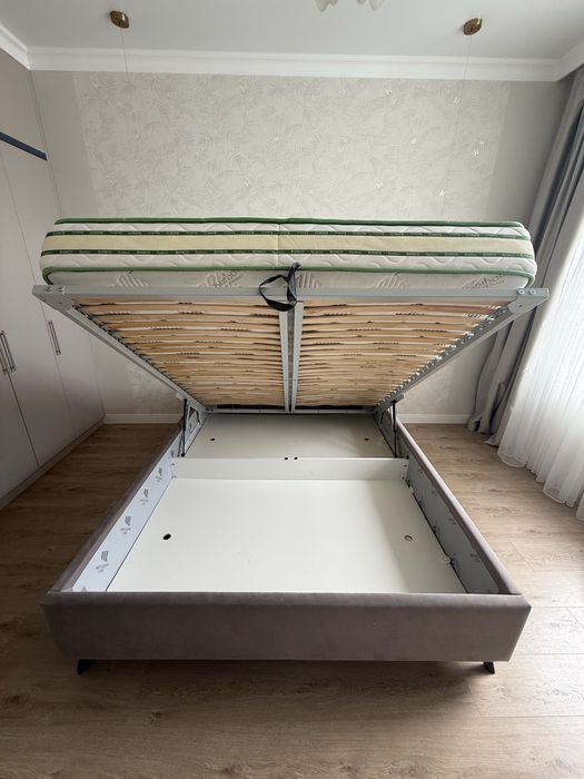 Продам Кровать 160х200 + матрас