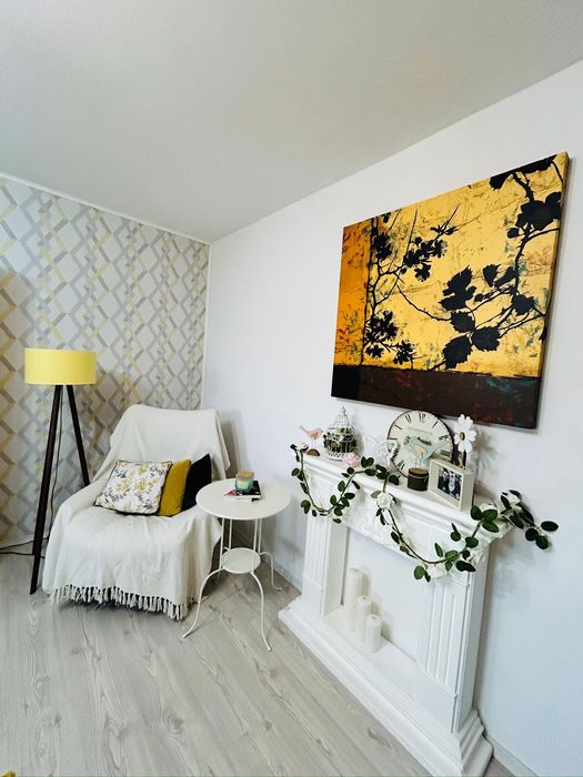 Vand apartament 3 camere zona linistita