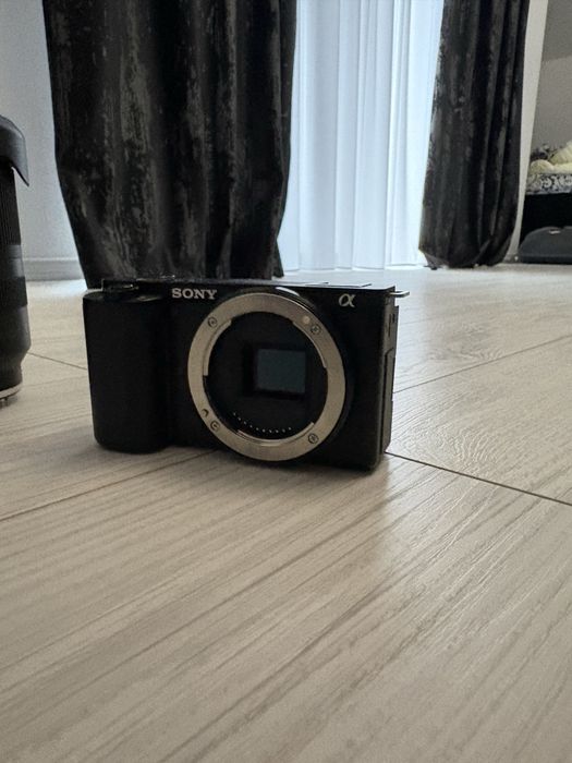 Sony zv e10 Mirroless + Tamron 17-70