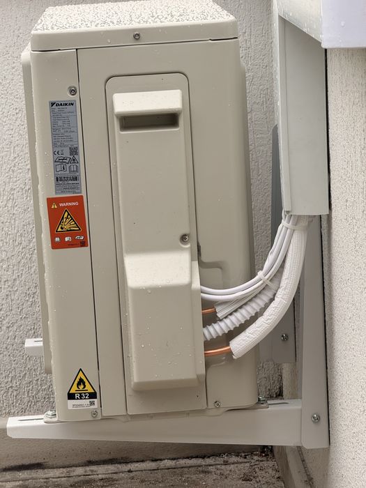 Montez / Curat aer conditionat