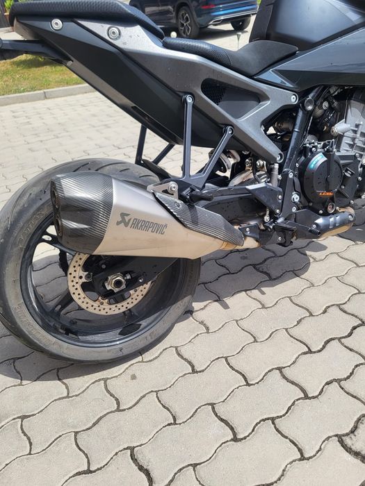 KTM 990 DUKE Naked bike