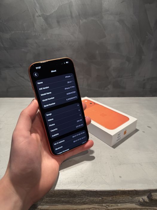 КАТО НОВ Iphone 17 Pro Orange 256 GB, 100% battery