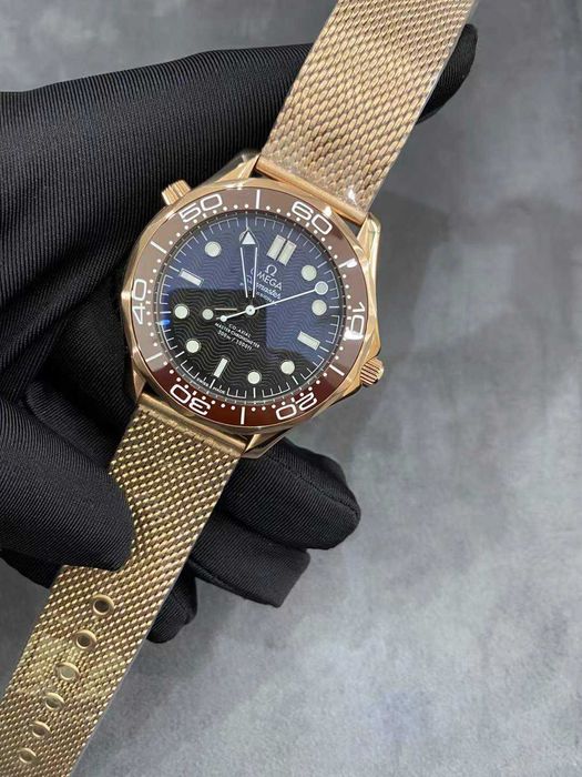 Мъжки часовник OMEGA Seamaster 300M с автоматичен механизъм