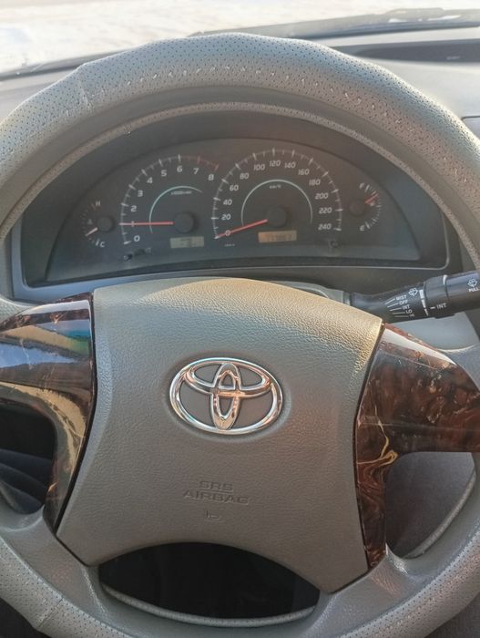 Тайота Камри 40 срочно