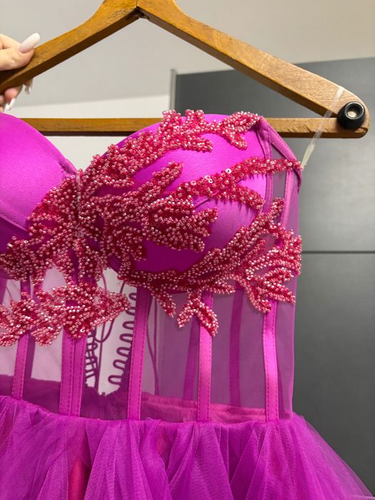 Rochie de seara scurtă