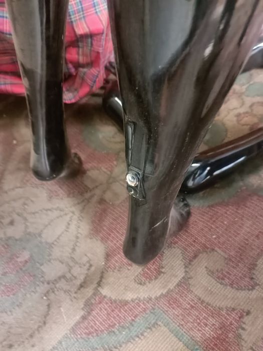 Срочно продам маникен.