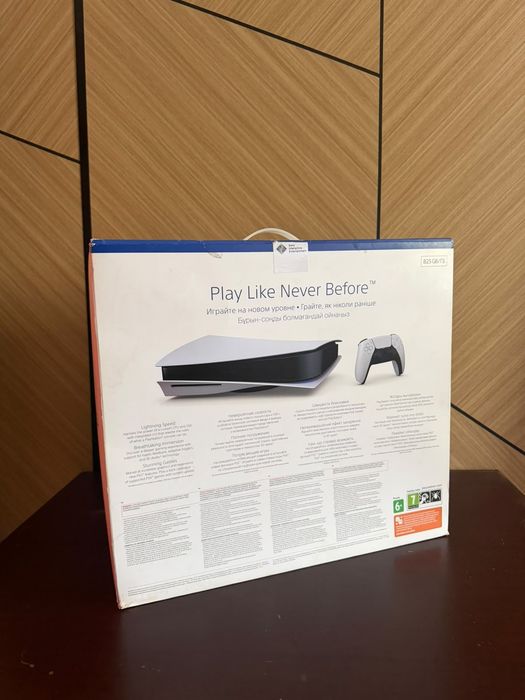 Продам PS5 с двумя джостиками