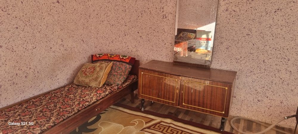 Сдам комнату в общим дворе !