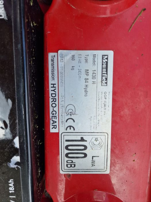 Tractoras tuns gazon Mountfield 1430 H – Hidrostatic, 14,5 CP
