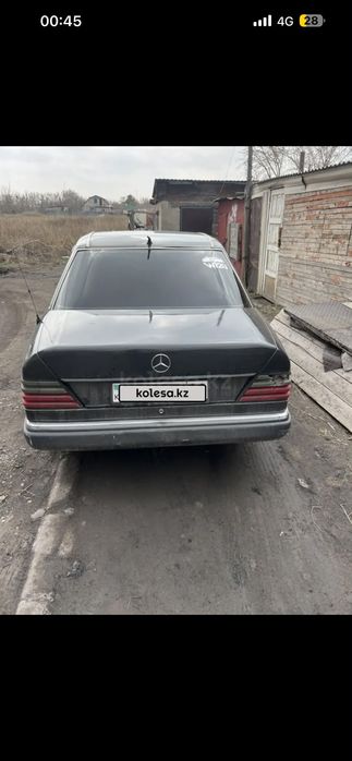 Продаётся мерседес 124.