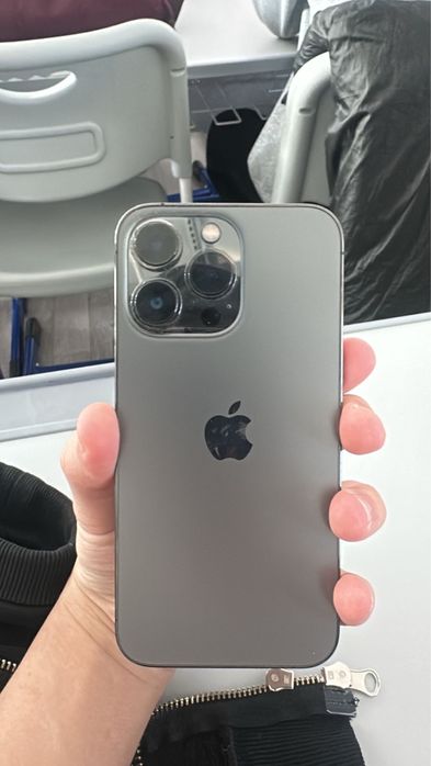 срочно продаю IPhone 13 pro