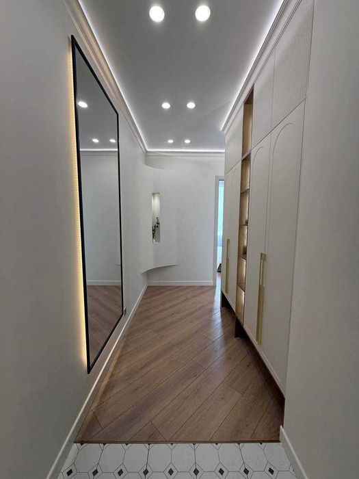 Сдаю срочно новую 3-ком квартиру Рядом Хумо Арена  3/7/10 А3