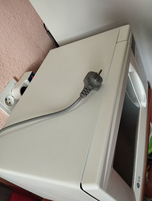 Микроволновка LG