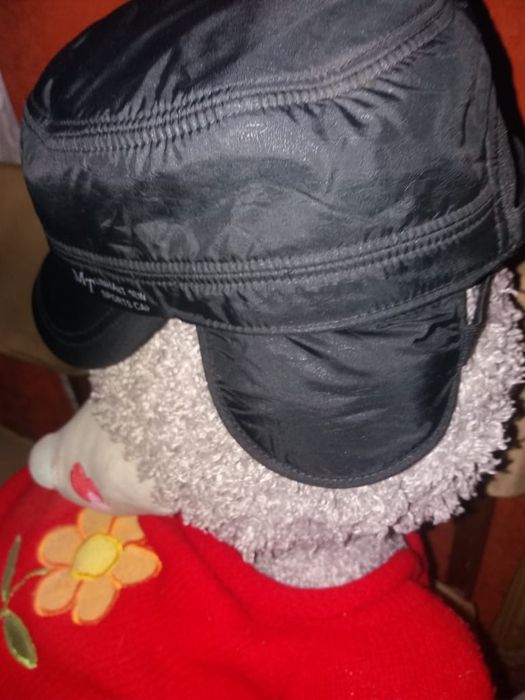 Мужская шапка типа картуза