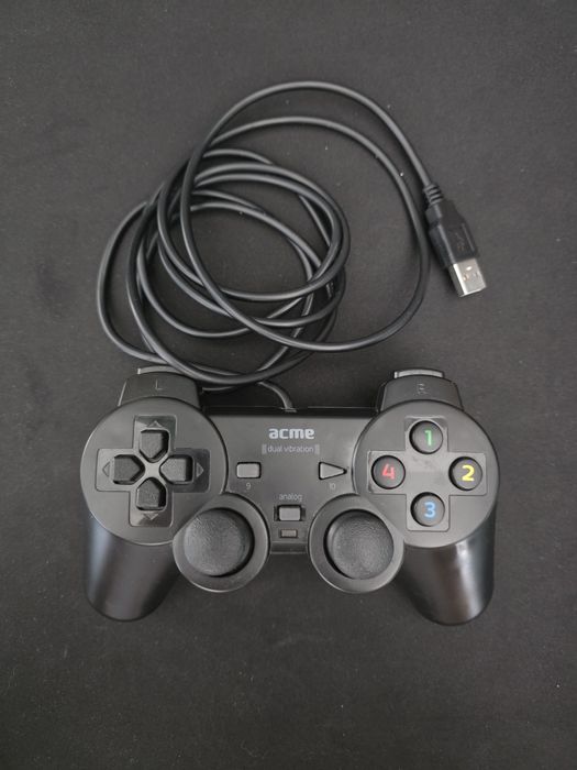 Controller cu fir pentru PC