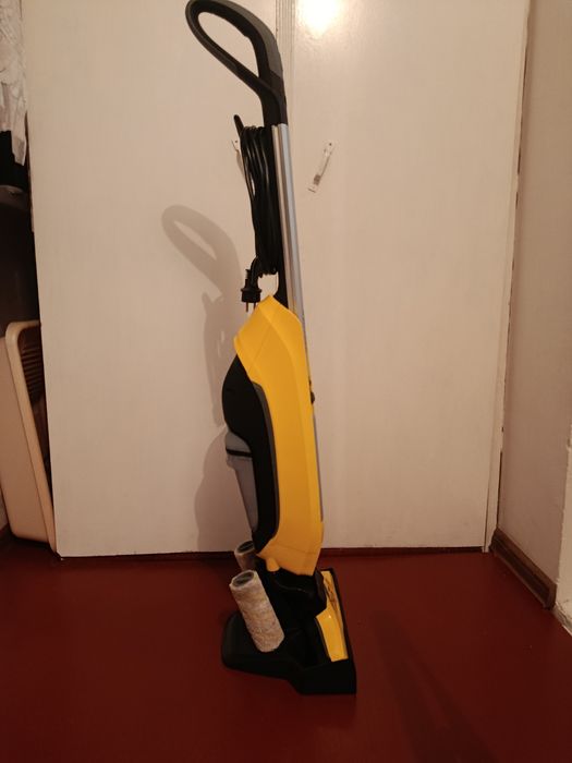 Пылесос Kärcher(Карчер) FC 5 моющий пылесос.Почти новый, не использова