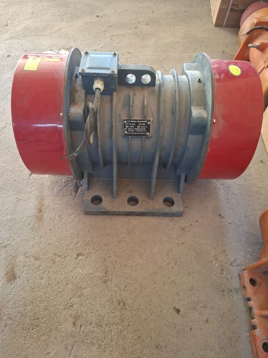 Vibramotor 0.4kv-7kv