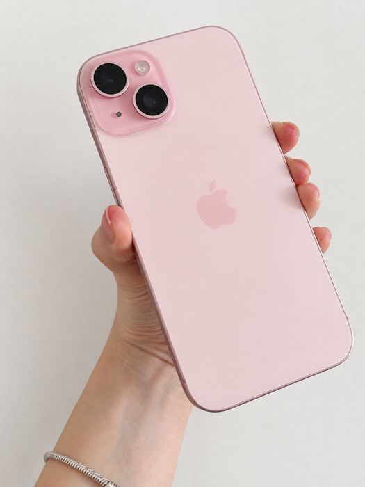 Продам iPhone 15 256гб