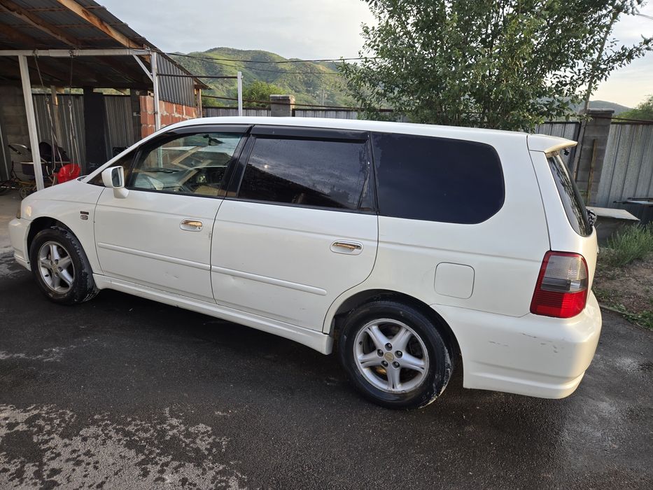 Автомобиль Хонда Одиссей