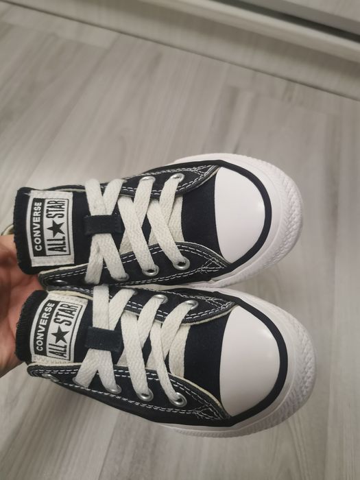 Tenisi Converse mărimea 28