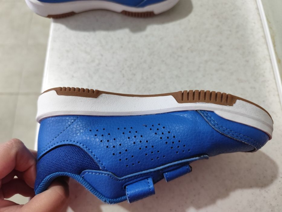 Оригинални маратонки Adidas