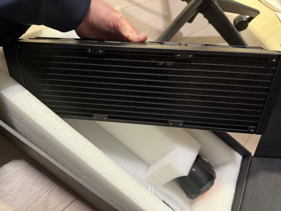 Сжо id-cooling 360mm ARGB