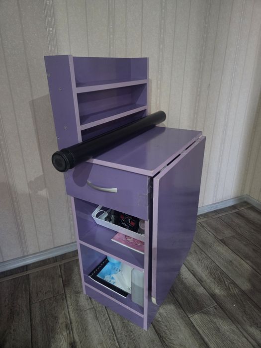 Продам Стол маникюрный