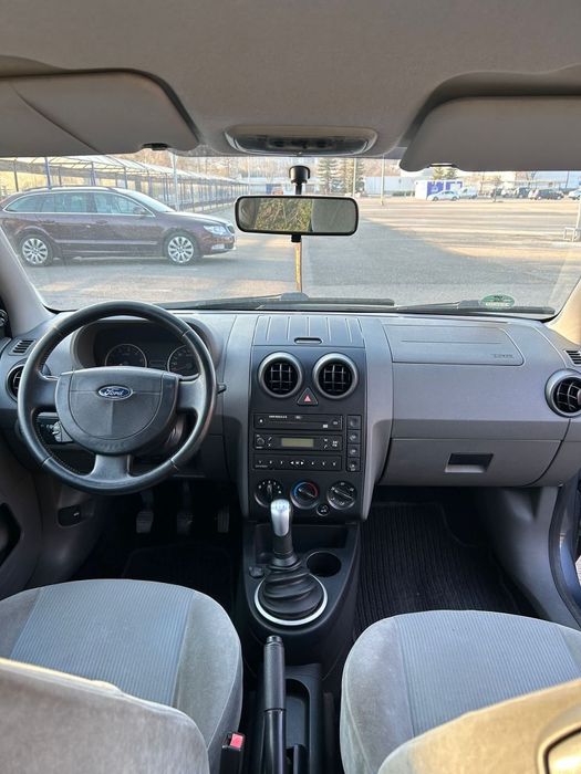 FORD Fusion 2003 — imagine 2