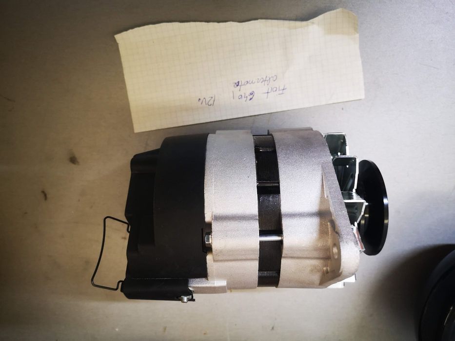 Alternator tractor Ford 2000 3000 5000 cu releu incorporat ford dexta