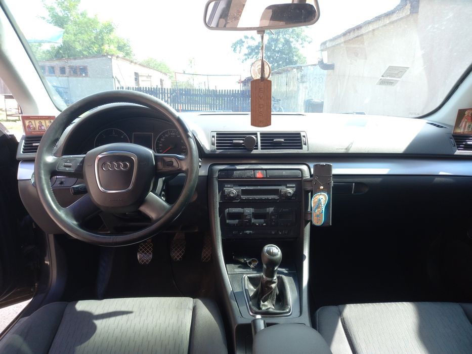 Vând Audi  a4 b7 anul 2006