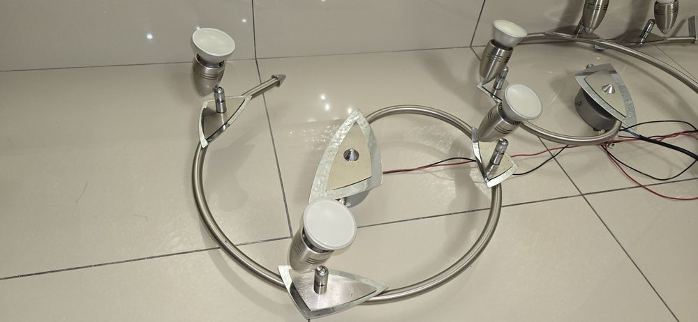 Set Lustre moderne cu spoturi reglabile