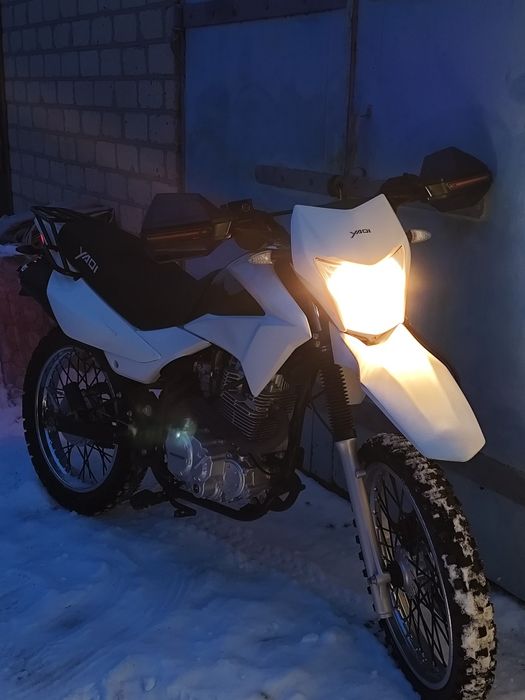 Продам мотоцикл Yaqi