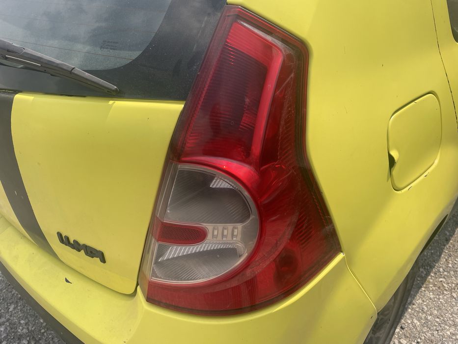 Фар фарове стоп стопове за dacia sandero дачиа сандеро