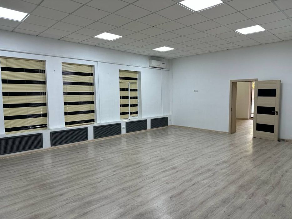 Сдаётся в аренду под офис локация отличная парковка есть