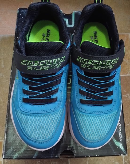 Adidasi SKEtCHERS cu leduri nr 32