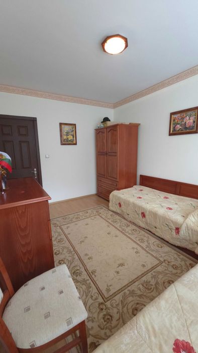 Продавам 3-СТАЕН апартамент