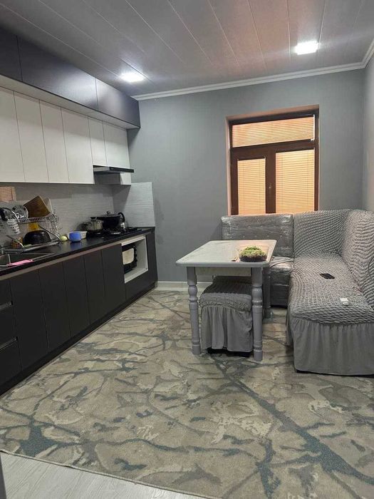 Дом 5 комнат 1.8 сотки м. Дустлик, Яшнабадский р-н