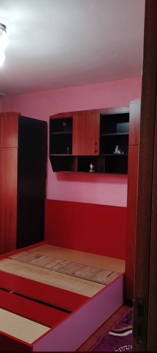Proprietar vând apartament decomandat