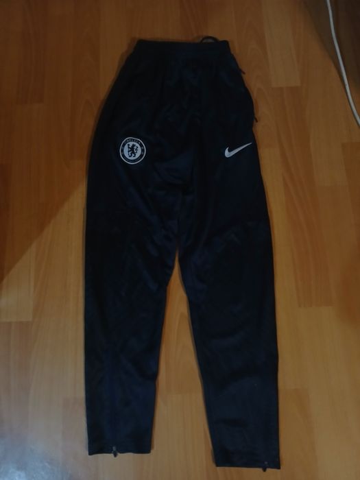 Продам тренировочную форму челси