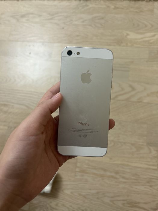 продам айфон 5.