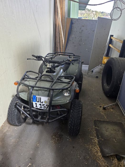 Vând ATV.       .