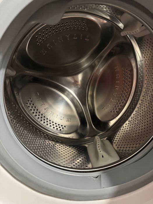 Стиральная машина БУ (Indesit)