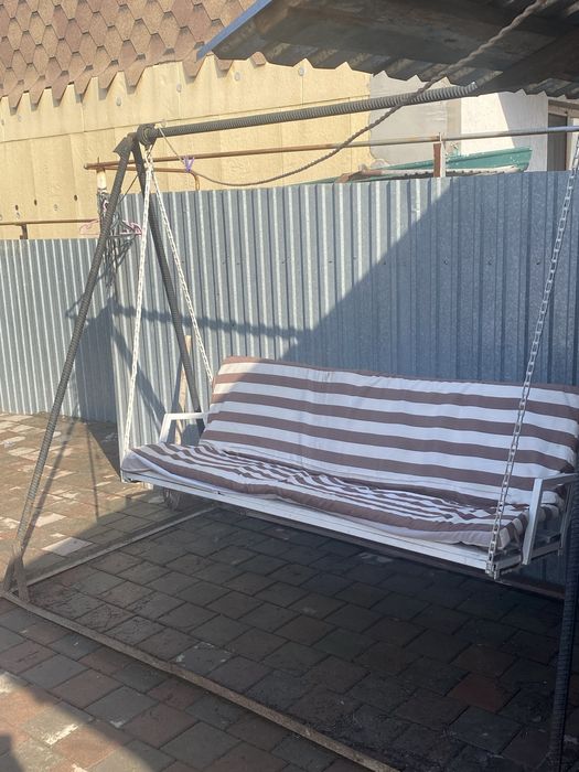 Качели для дома